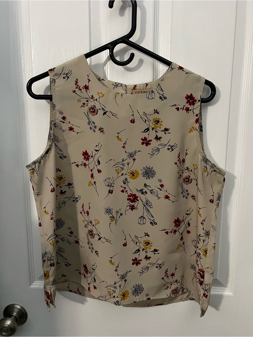 Notations Cream Floral Sleeveless Camisole